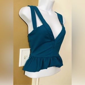 Bebe Size Small Teal Green Cutout V-Neck Ruffle Crop Top